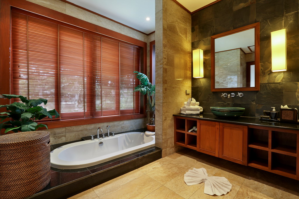 032 Bedroom 4 Bathroom